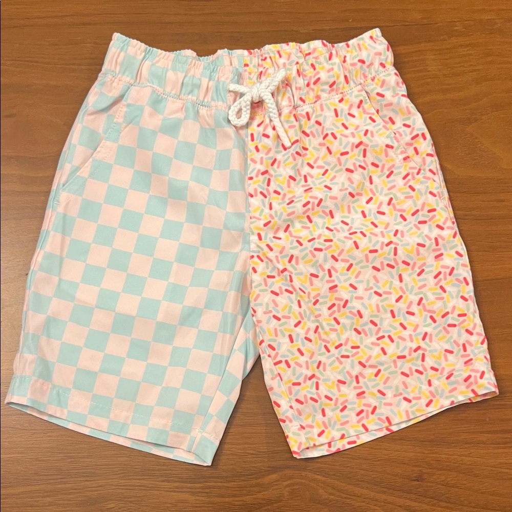 art class  Kids Check Board Shorts Swim Trunks Drawstring Pockets XS (4/5)